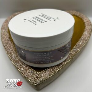 Bath & Body Works Snowflakes & Cashmere Body Butter